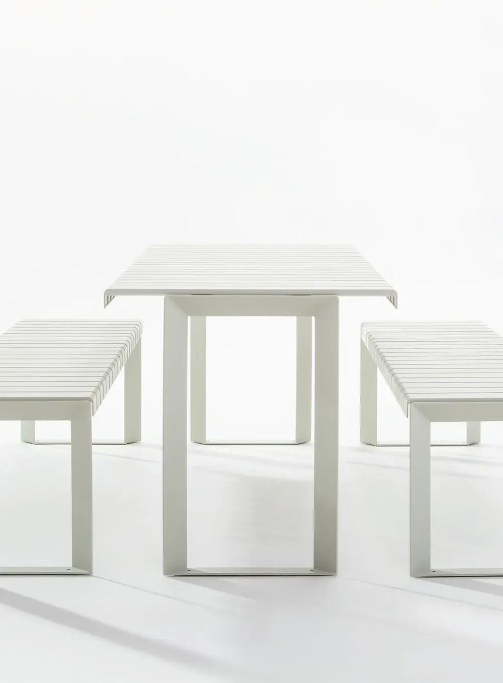 White Liberty.080 table with two benches